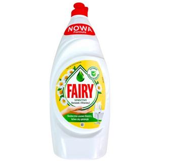 Detersivo liquido per piatti Fairy Camomilla con Vitamina E 900 ml